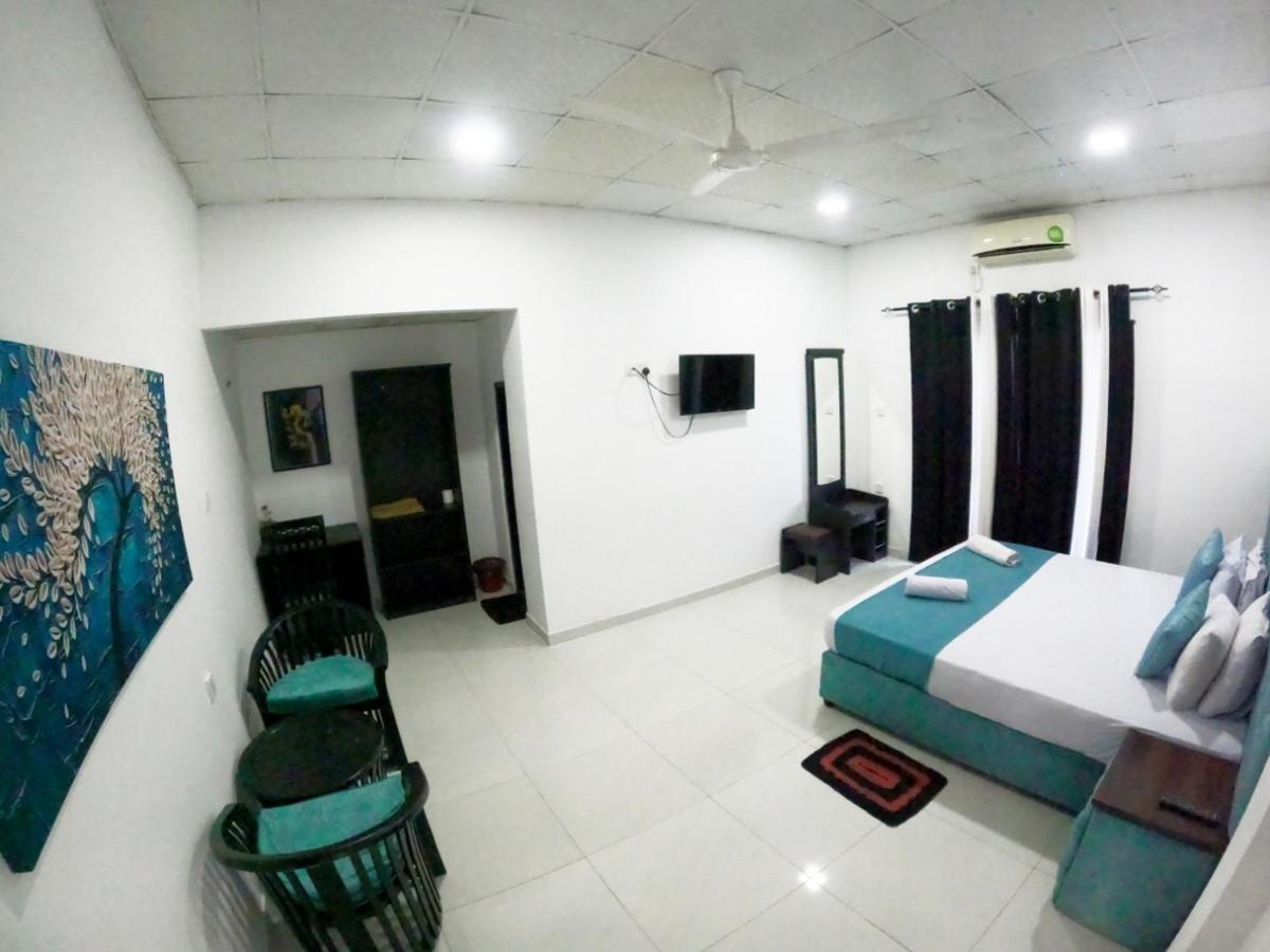 Hotel Seyara 3*