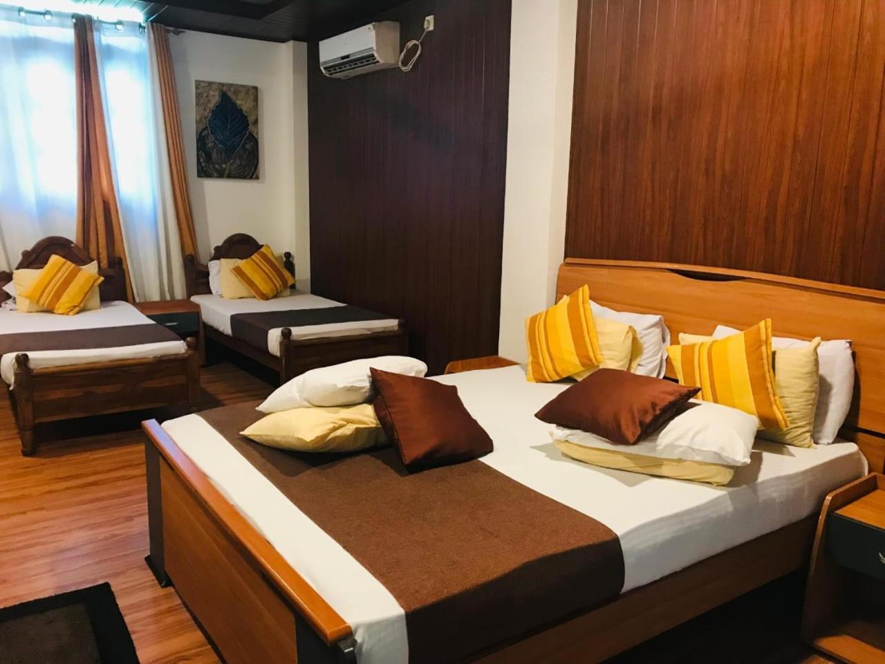 Hotel Seyara 3*